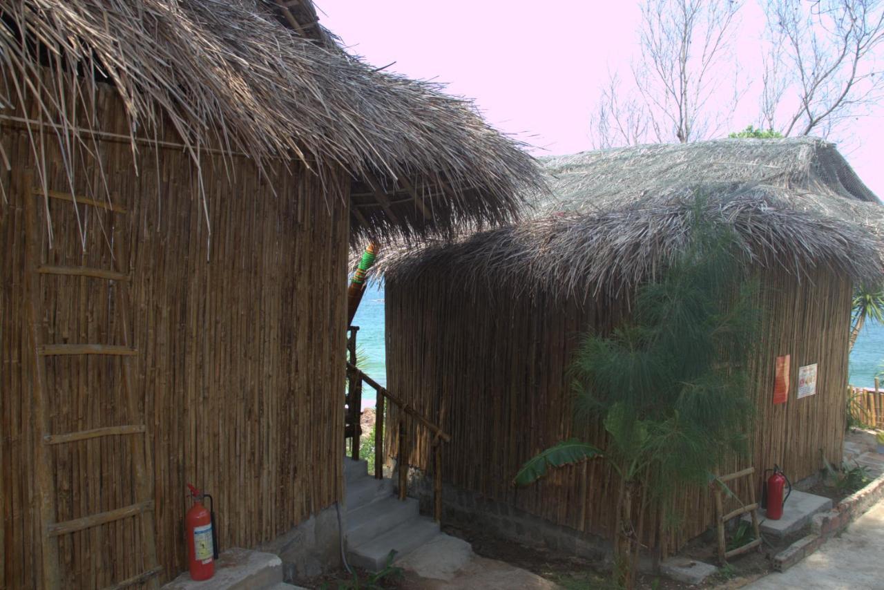 Life'S A Beach Hotel Quy Nhon Exterior photo